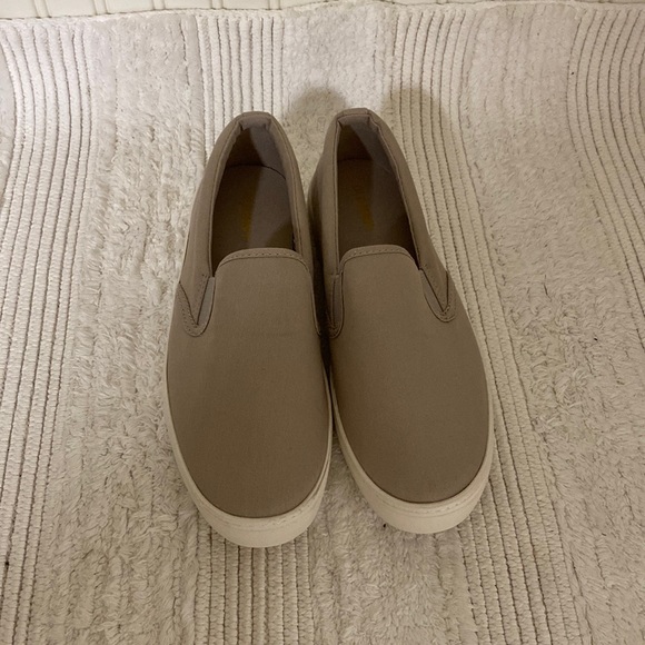 Old Navy Shoes - Cute slip on shoes!